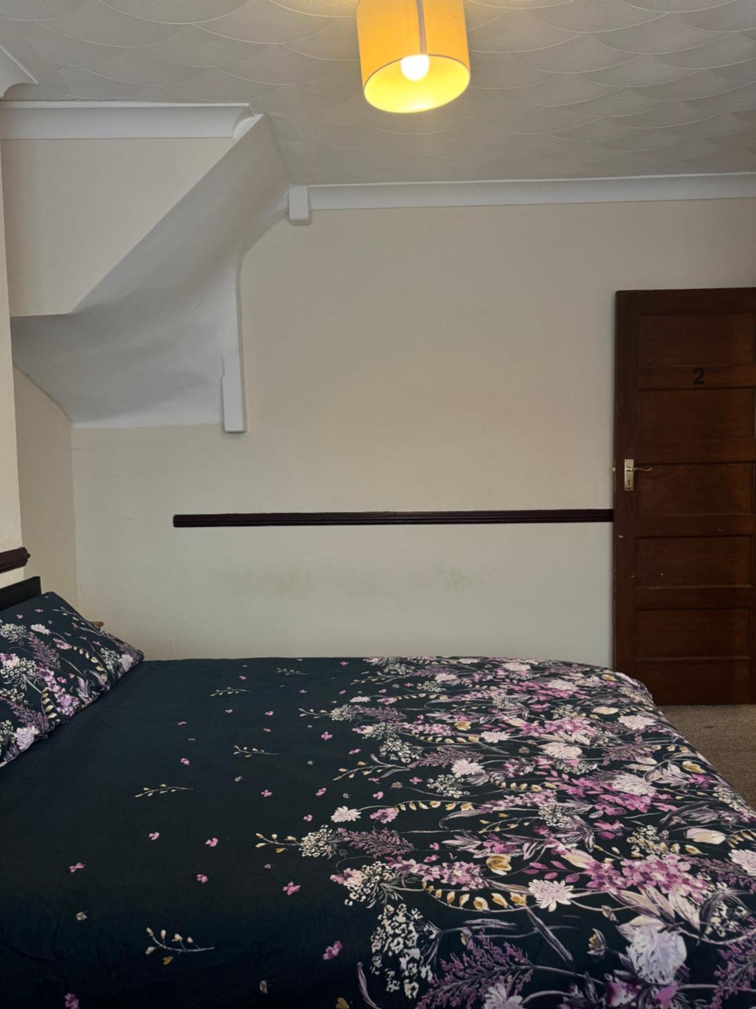 Jxb Homes - Lovely And Spacious Rooms Cliftonville ภายนอก รูปภาพ